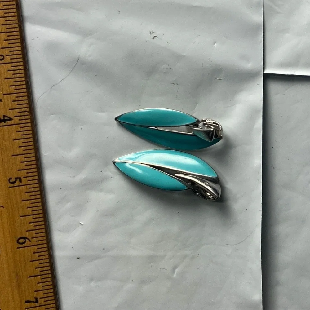 Turquoise Leaf Shape Dangle Clip On Earrings Silver‎ Tone